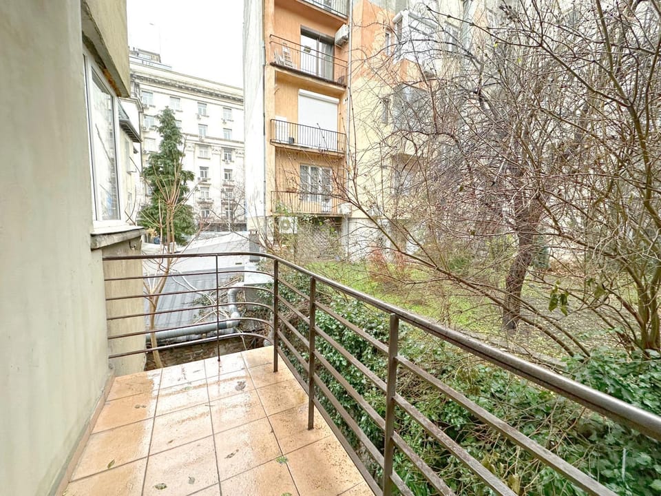 View (from property/room), Balcony/Terrace, Garden view