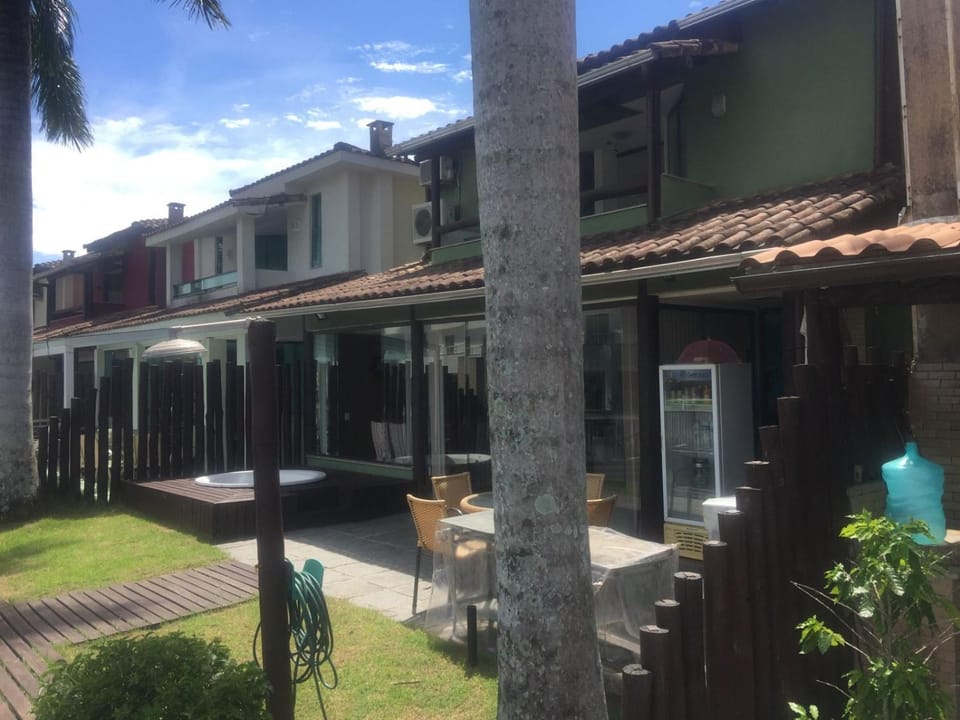 SCR-Angra do Reis-Linda Casa 5QTS 4 Suítes House in Angra dos Reis