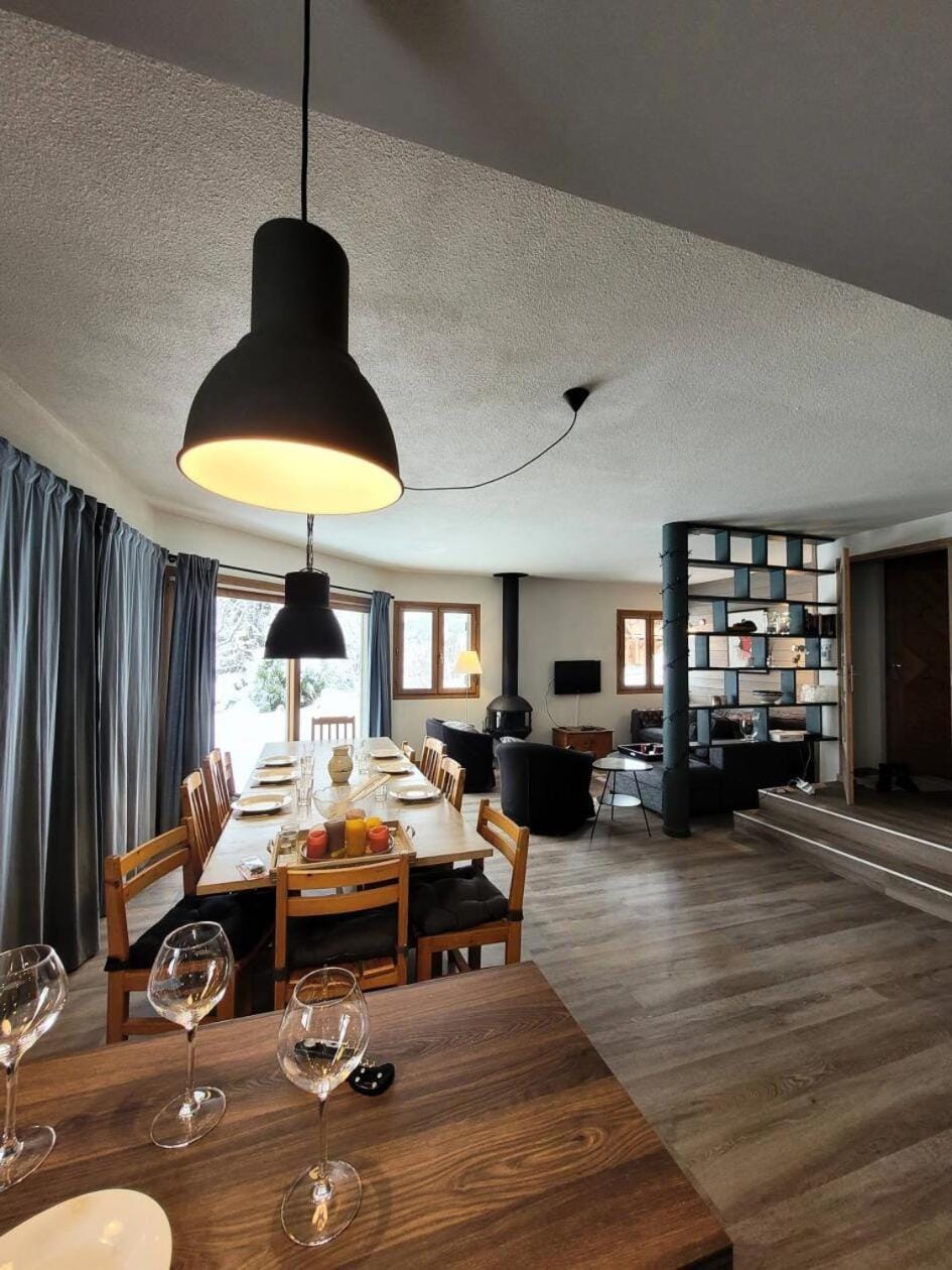 Chalet Le Replan - Confort, lumière et nature à deux pas des pistes MAE-0841 Chalet in Les Gets