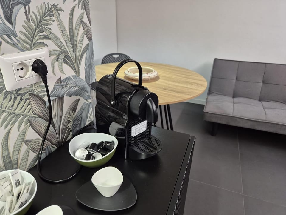 Coffee/tea facilities, Living room