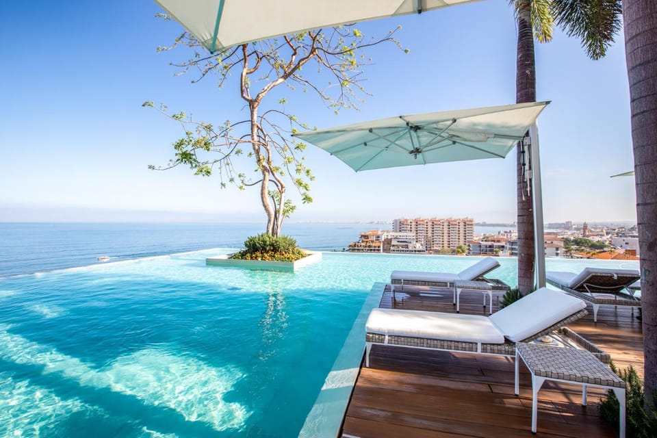 Swimming pool, Swimming pool, sunbed