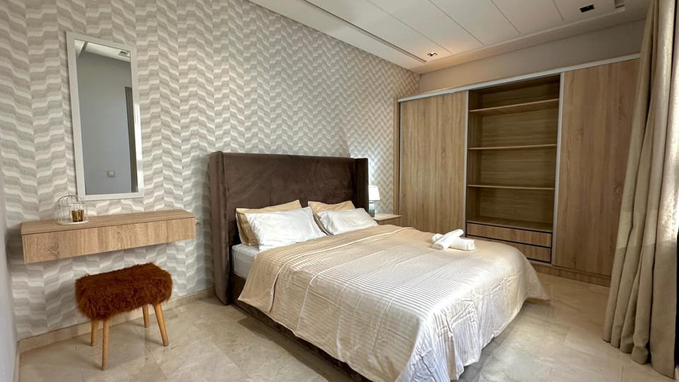 Bed, Photo of the whole room, Bedroom, wardrobe