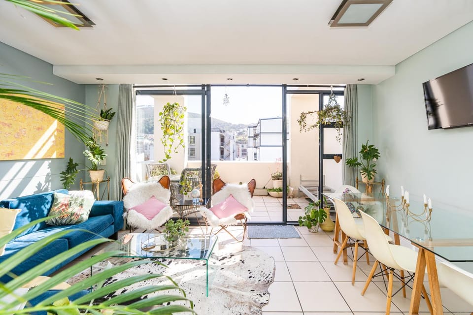 TV and multimedia, Balcony/Terrace, Living room