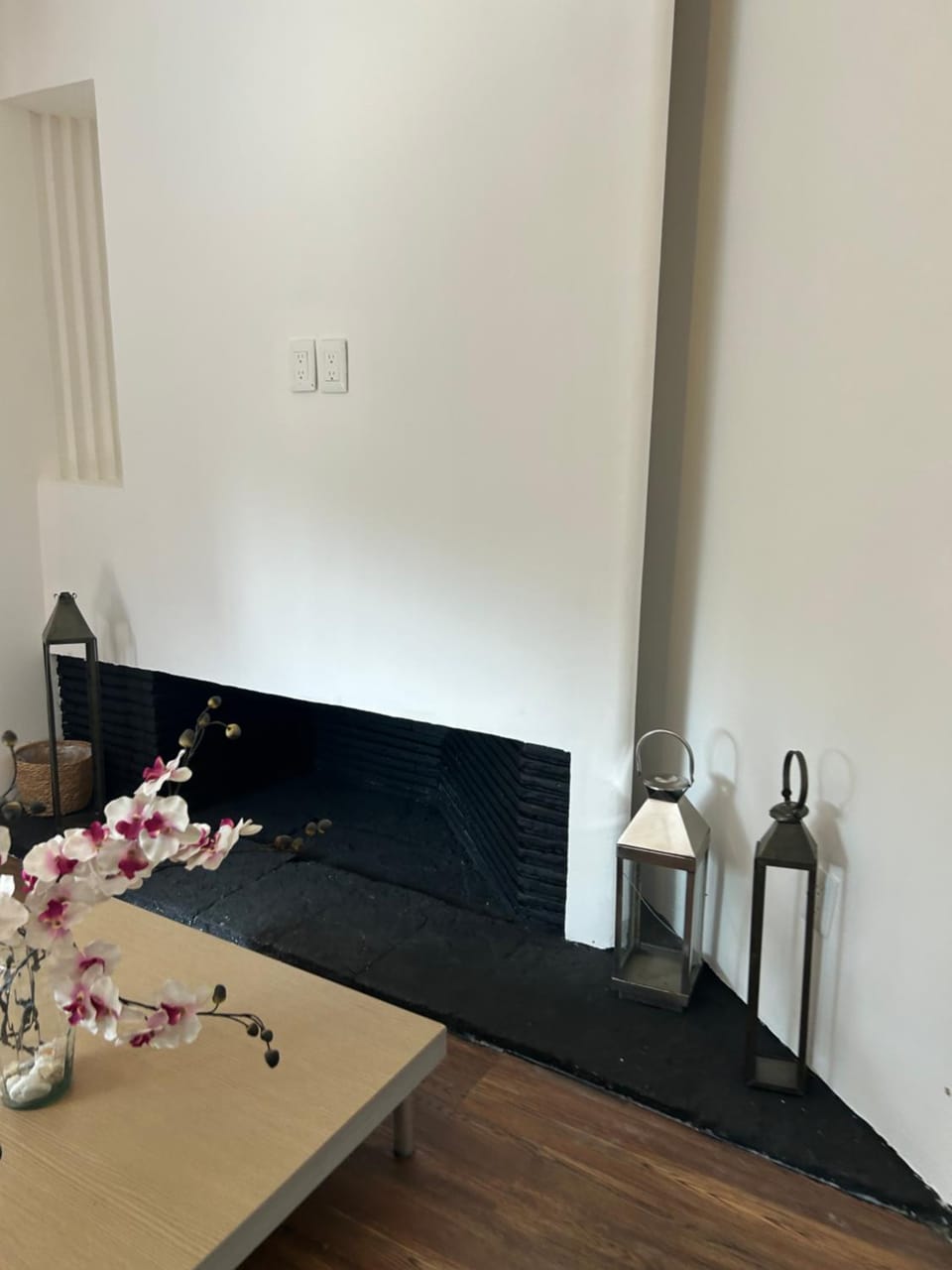 Bathroom, Living room