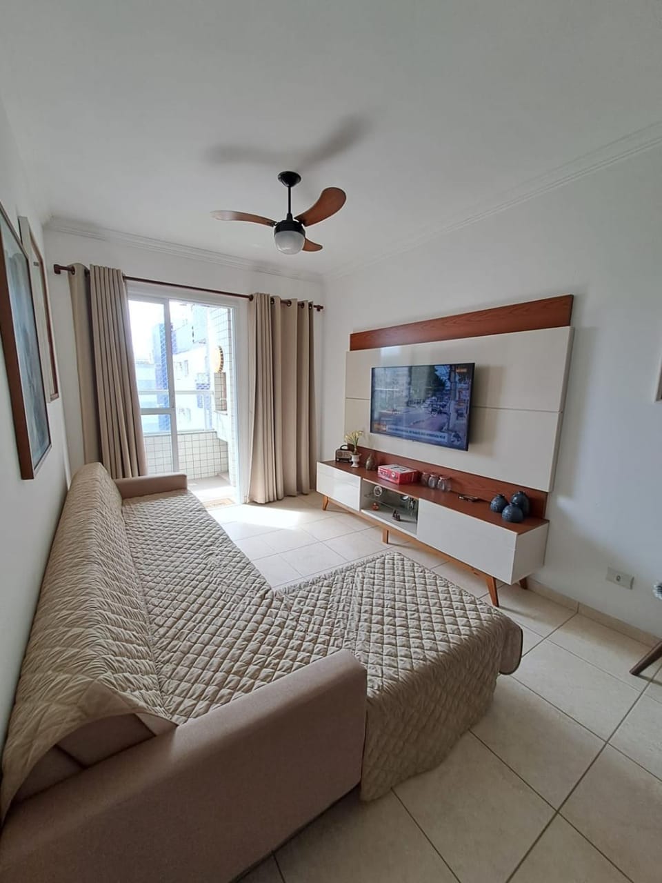 LINDO APARTAMENTO EM UBATUBA NA PRAIA DO ITAGUA, SAUNA, PISCINA, WI-FI, AR CONDICIONADO, 2 VAGAS DE ESTACIONAMENTO e BELA VISTA DA SACADA Apartment in Ubatuba