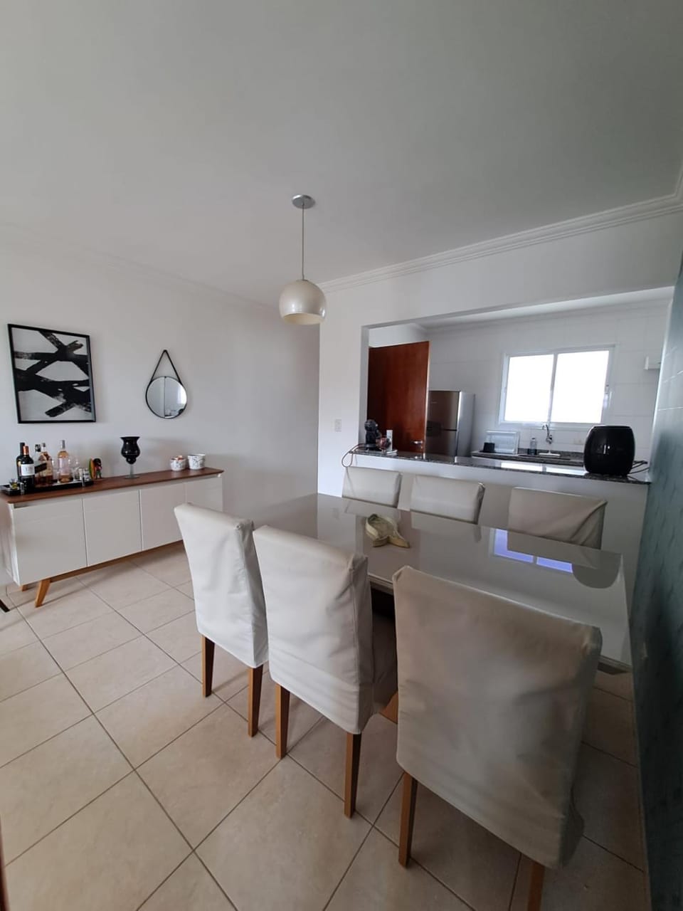 LINDO APARTAMENTO EM UBATUBA NA PRAIA DO ITAGUA, SAUNA, PISCINA, WI-FI, AR CONDICIONADO, 2 VAGAS DE ESTACIONAMENTO e BELA VISTA DA SACADA Apartment in Ubatuba