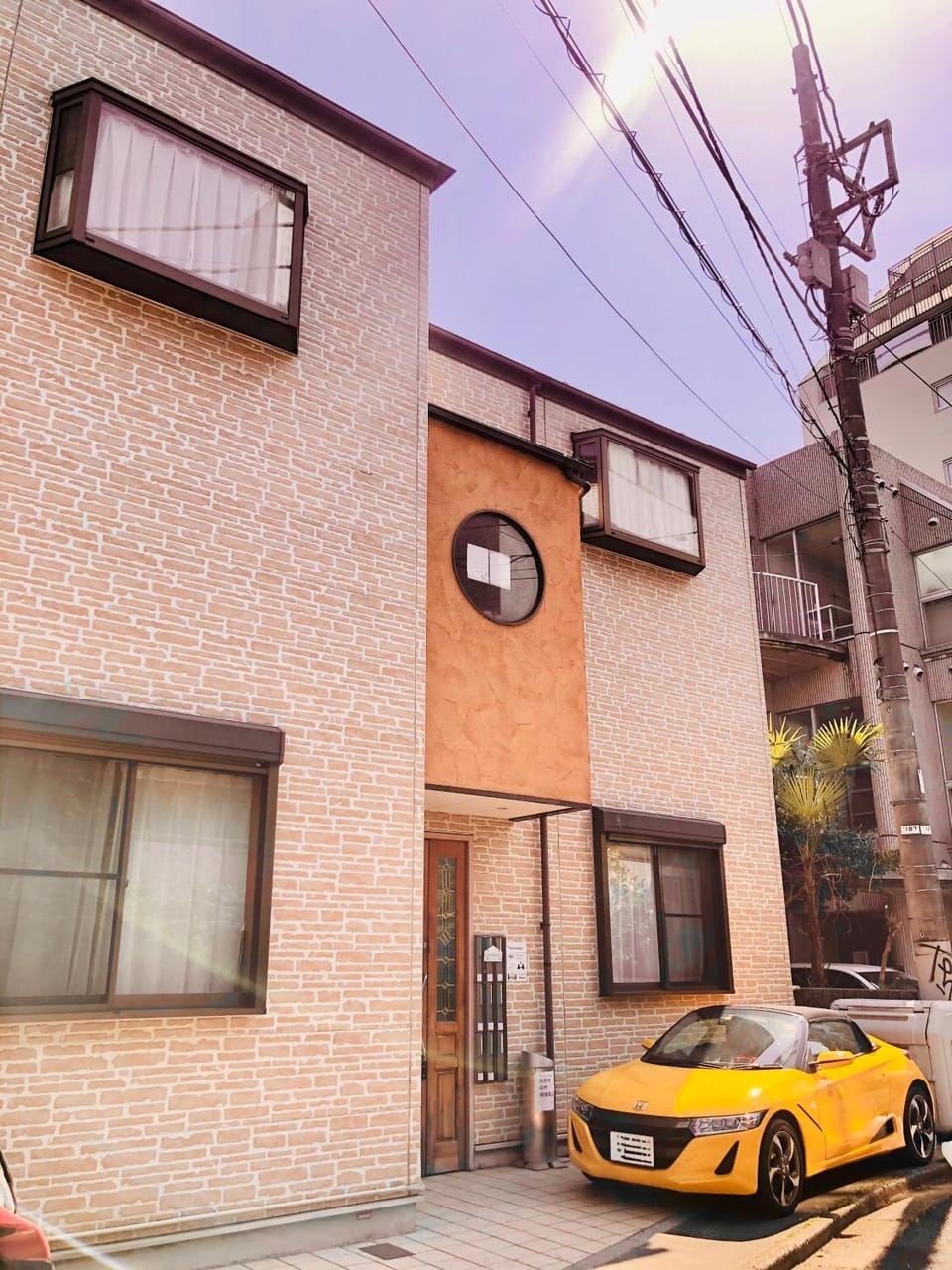 Property building, Day, Neighbourhood