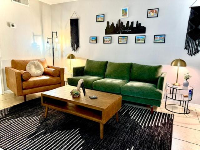 Pristine Full Sized Montrose Apartment Half Block to Menil Museum Apartment in Houston