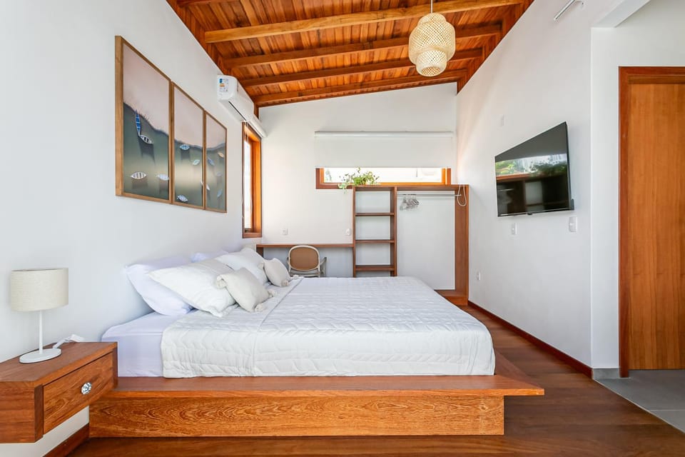 Bedroom, Swimming pool