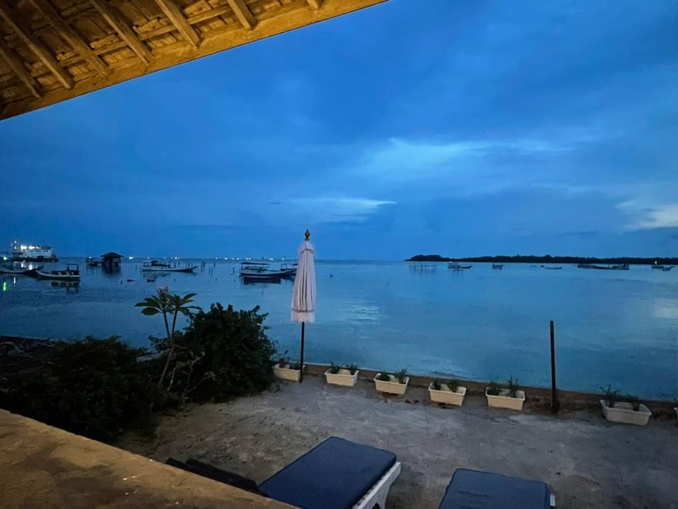 Night, Sea view