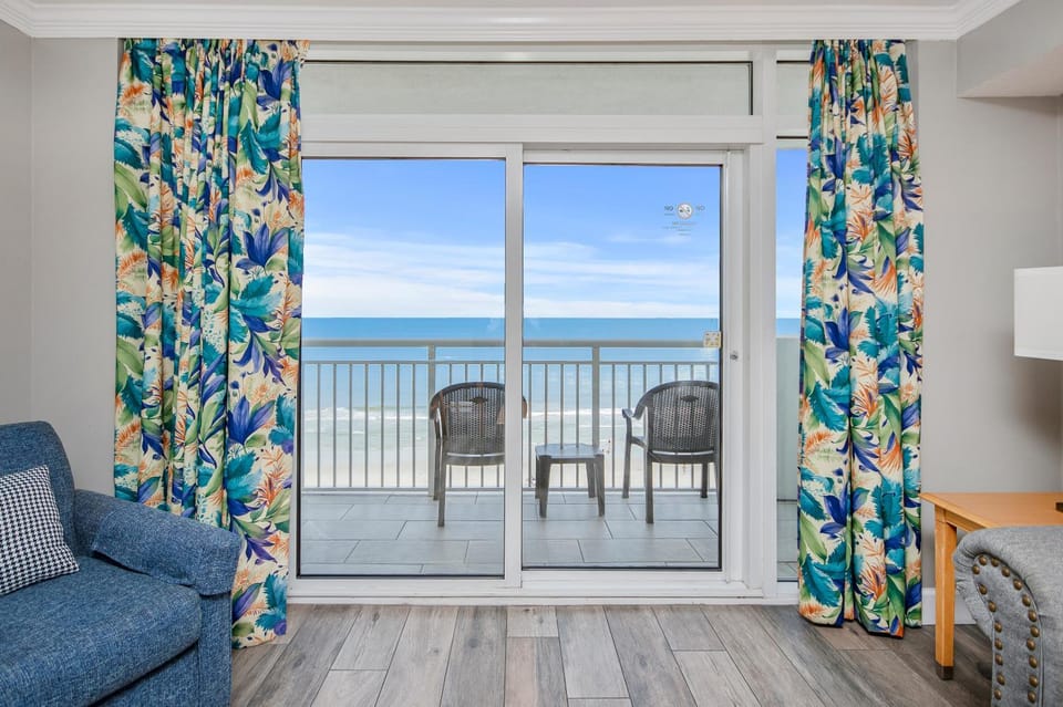 Balcony/Terrace, Beach, Sea view