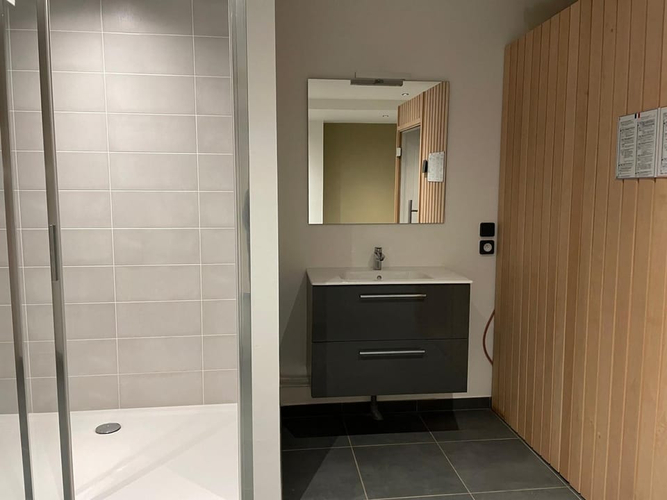 Appartement 3 pièces, proche pistes, sauna et internet - FR-1-754-92 Apartment in Les Gets