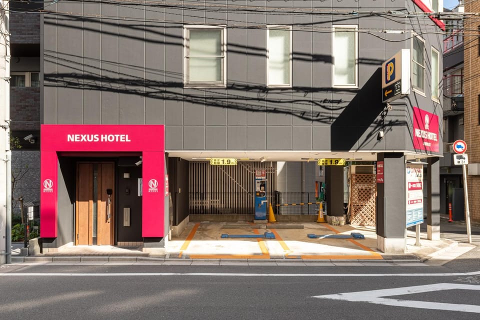Property building, Day