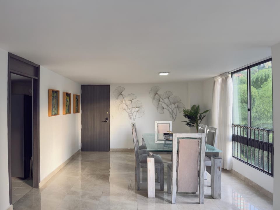 5BR 232 m² apartment in El Poblado, El Tesoro House in Medellin