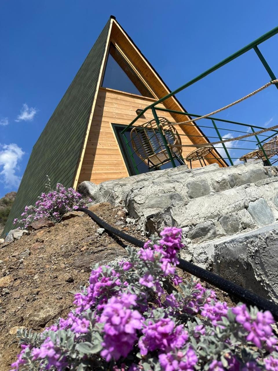 Property building, Spring, Garden, Garden view