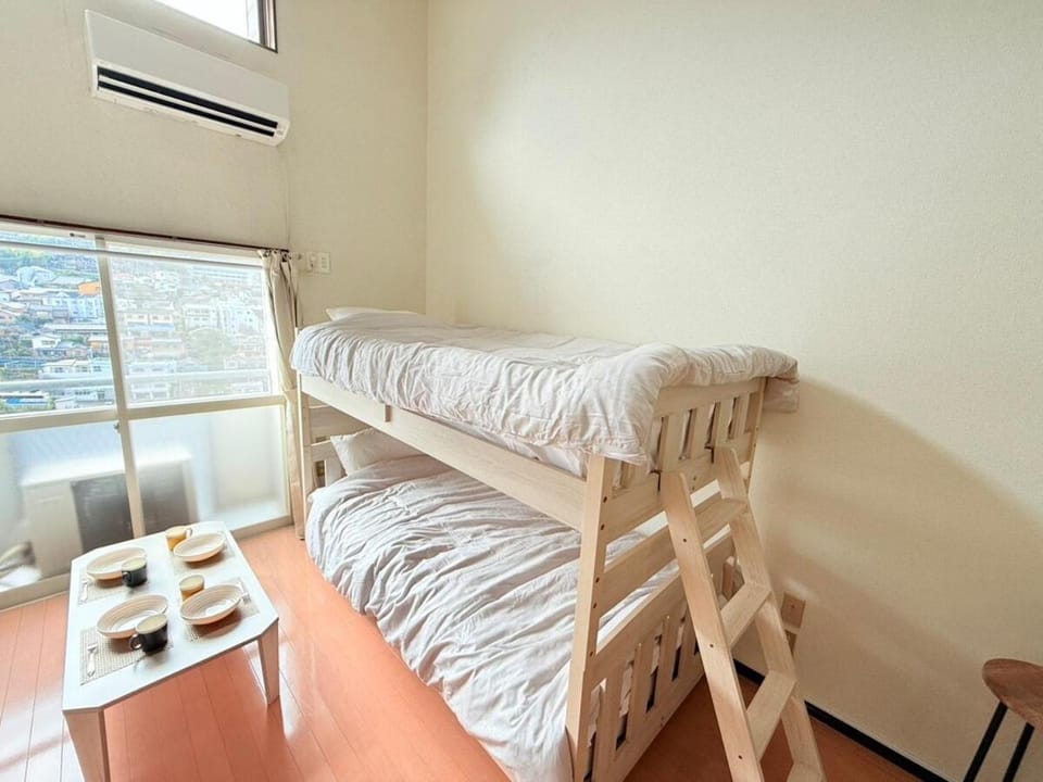 bunk bed