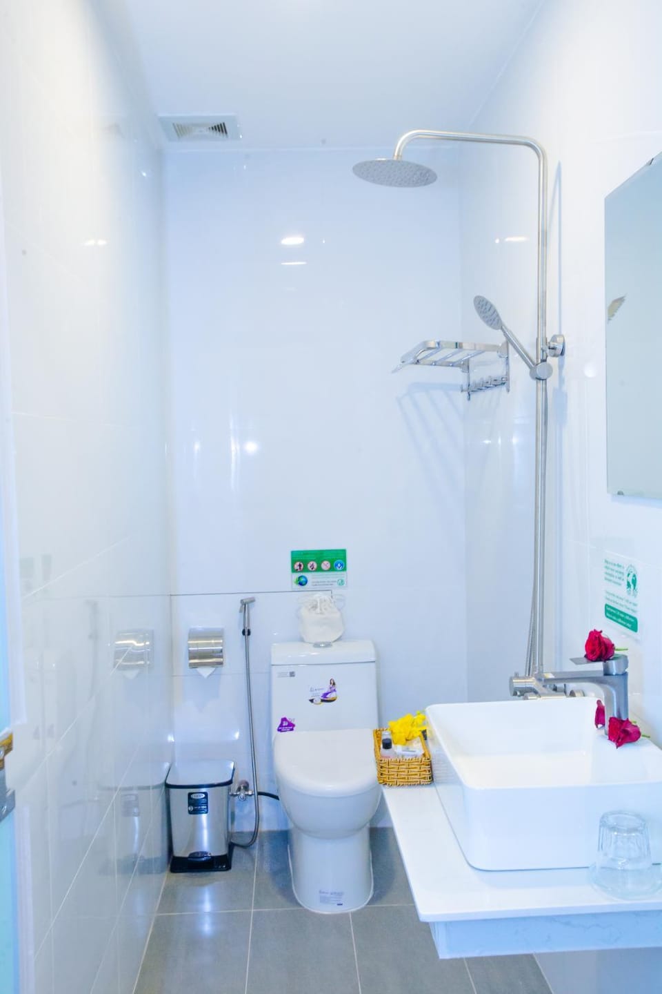Toilet, Bathroom, towels