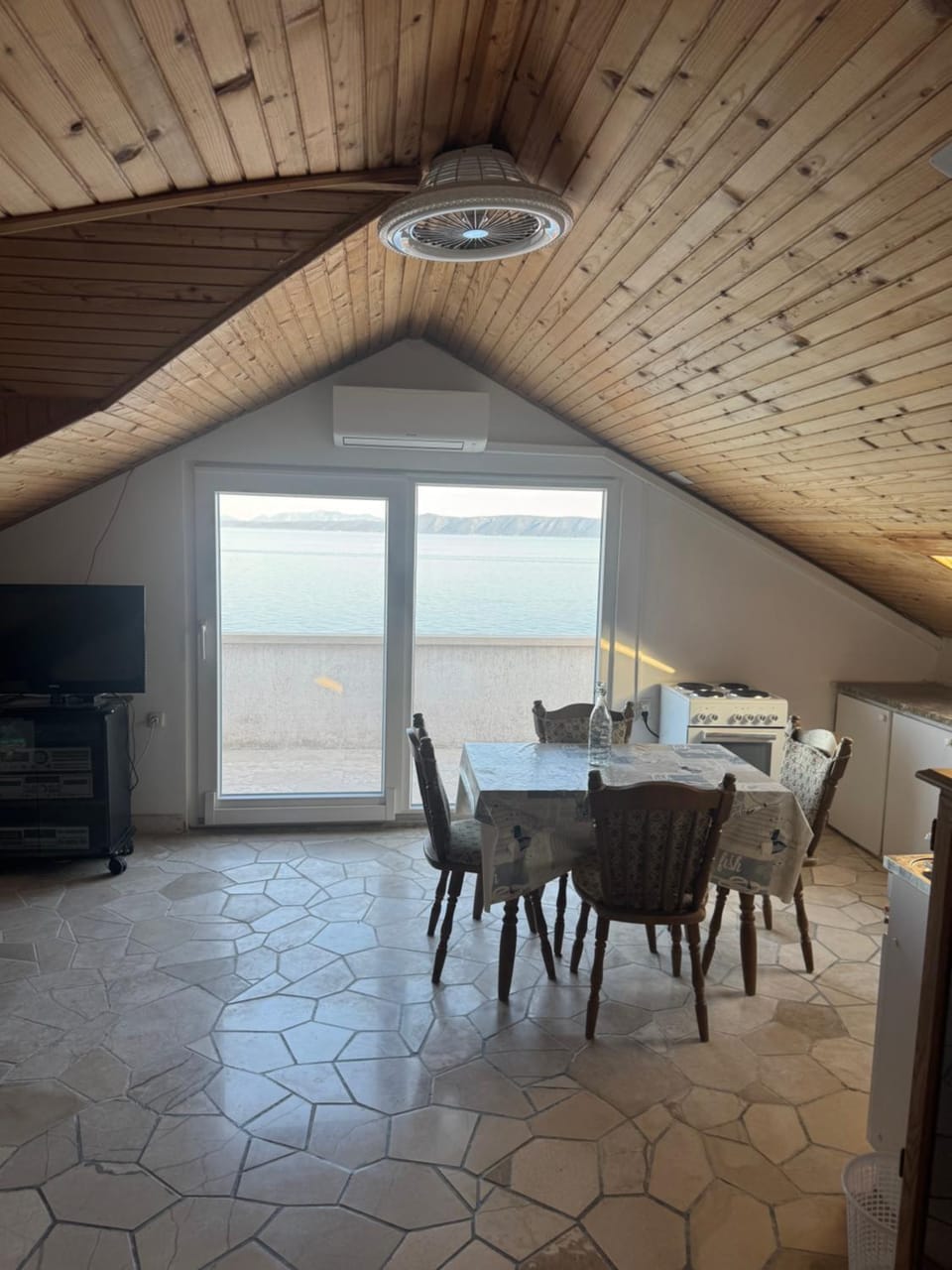 Apartments Villa Suzana Including Private Pool Vacation rental in Selca, Brač