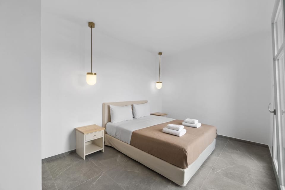 Seahorse Upper Floor Villa with Private Pool - Andros Villa in Decentralized Administration of the Aegean
