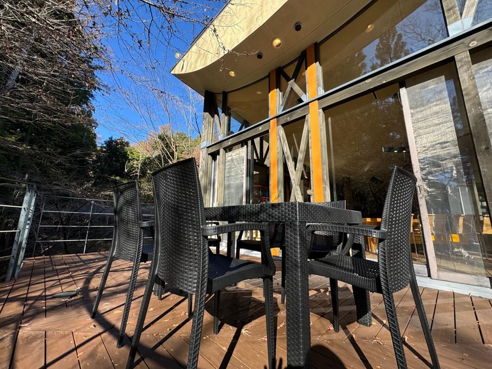 Property building, Day, Dining area