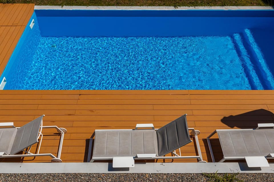 Day, Pool view, Swimming pool, Swimming pool, sunbed