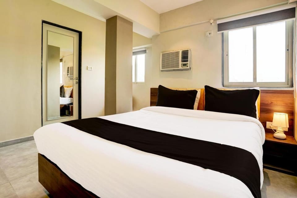 Bed, Photo of the whole room, Bedroom, wardrobe