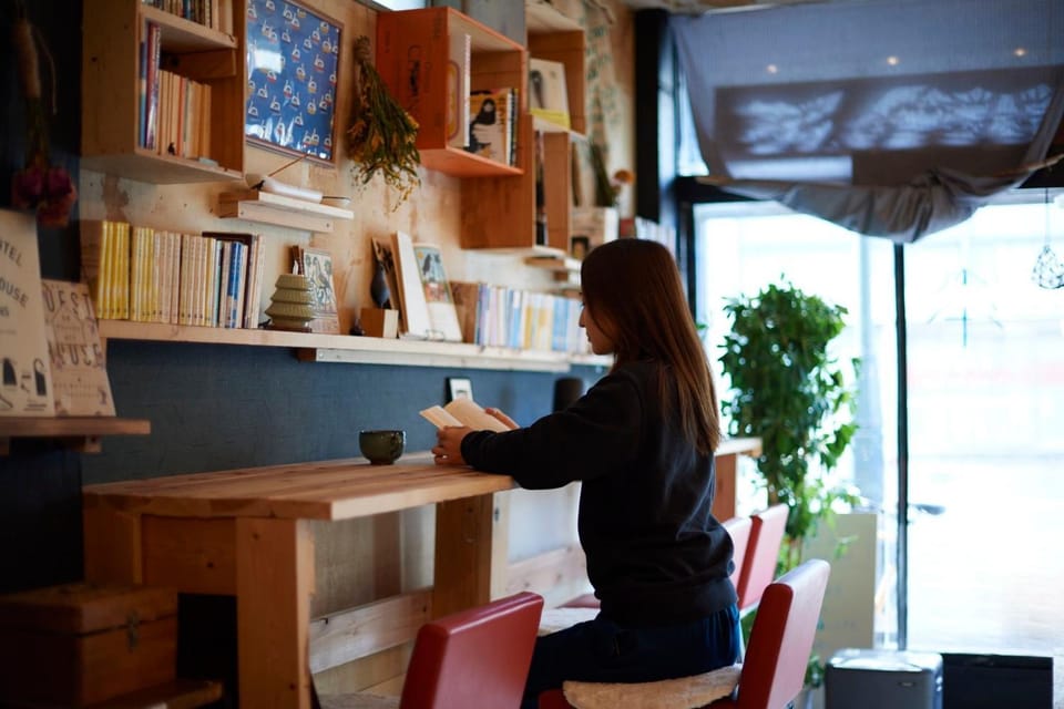 KARASUYA GuestHouse Bed and Breakfast in Japan