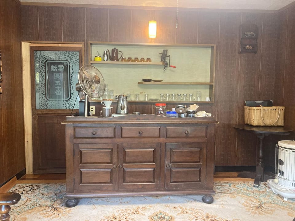 Coffee/tea facilities, Living room, minibar