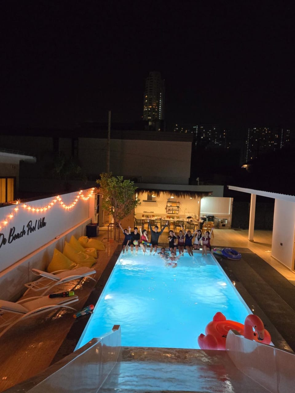 Swimming pool