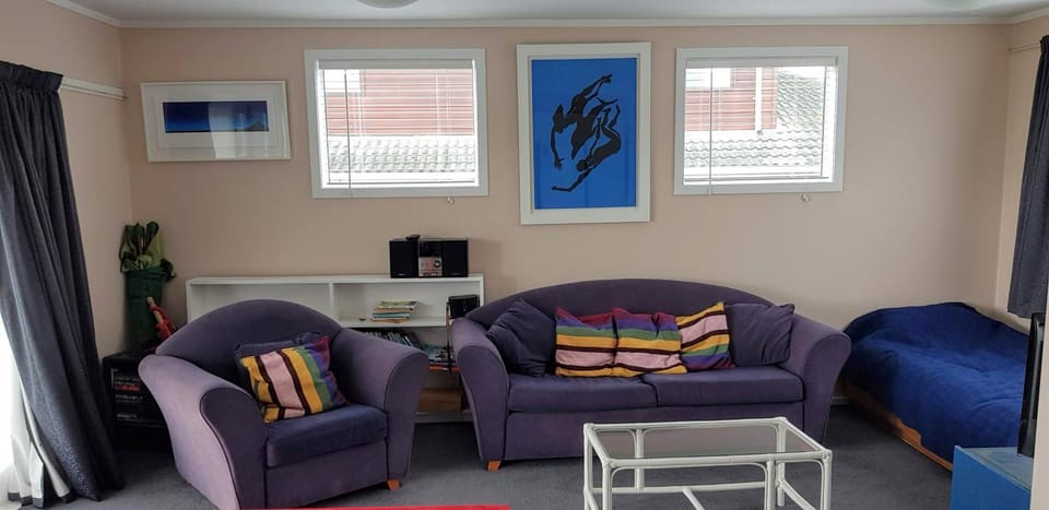 Kapiti Seaside Magic House in Wellington Region