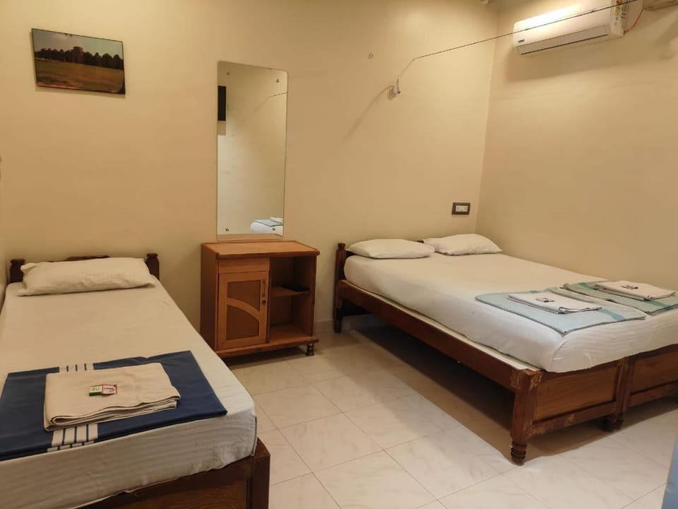 Rocky Guesthouse Bed and Breakfast in Karnataka