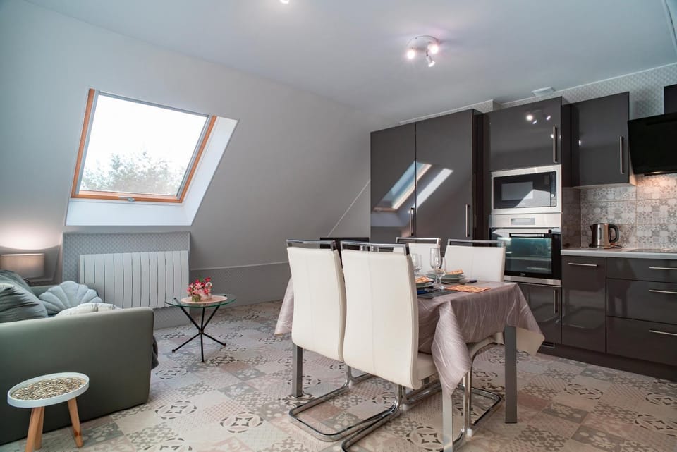 Kitchen or kitchenette, Living room, Dining area