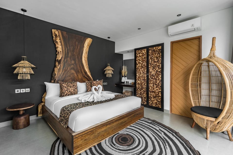 Bed, Bedroom, internet, wardrobe, air conditioner