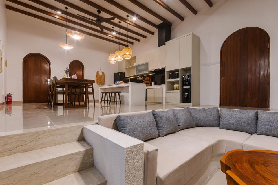 Kitchen or kitchenette, Living room