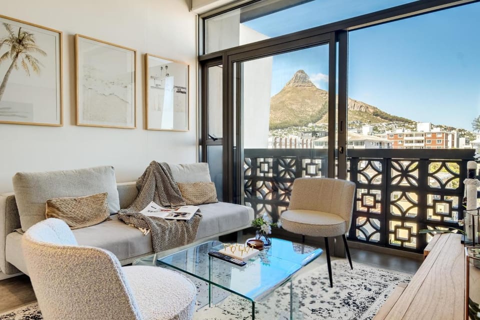 View (from property/room), Living room, Seating area, Mountain view