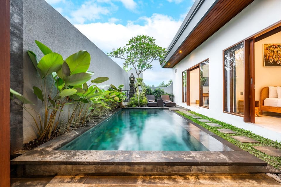 Property building, Patio, Day, Garden view, Pool view, Swimming pool