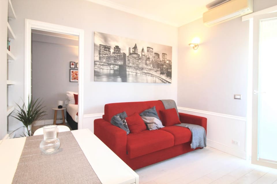 Bed, Living room, Photo of the whole room, Seating area, Bedroom, air conditioner