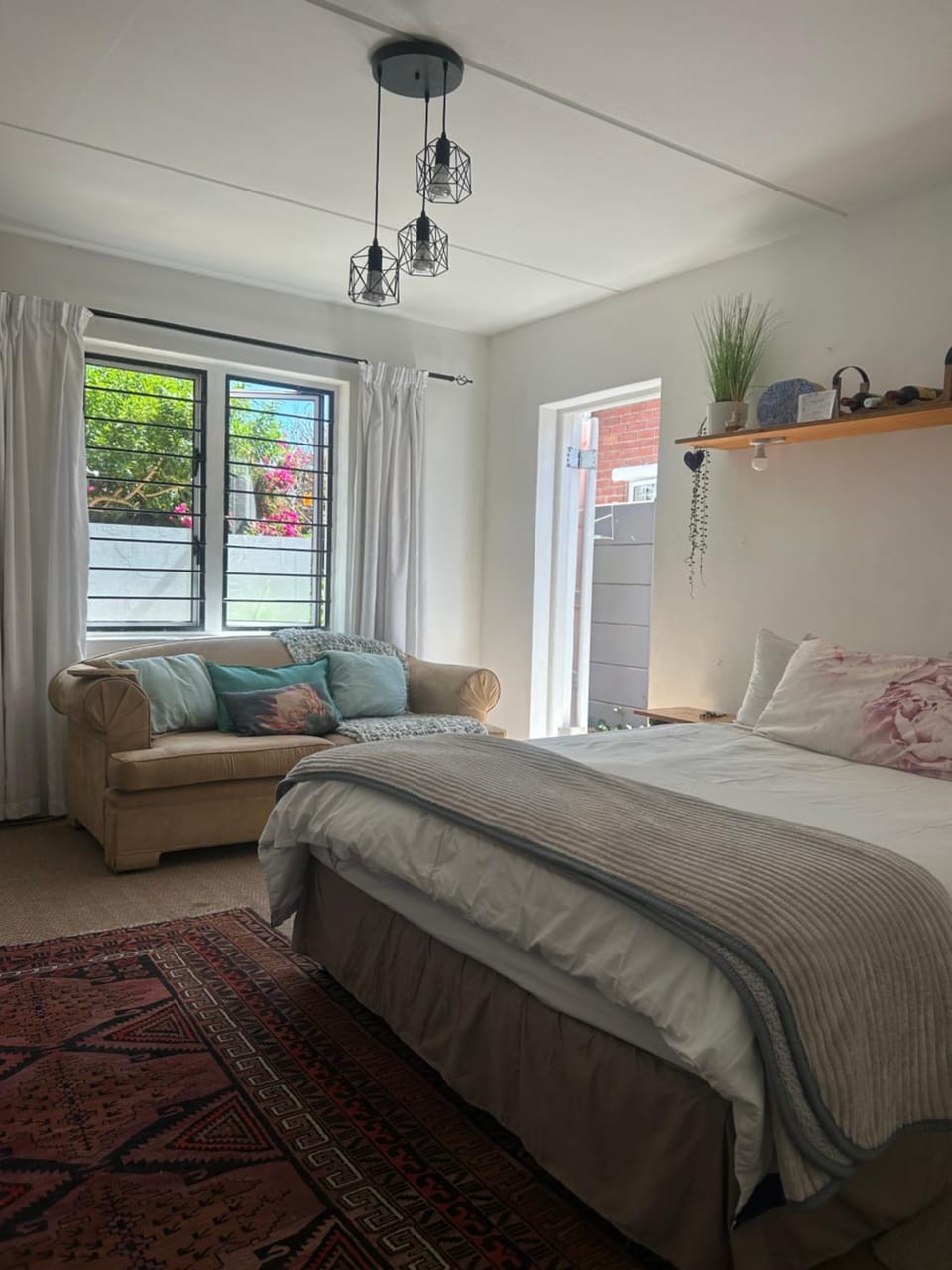 Serene Studio Apartment in Cape Town