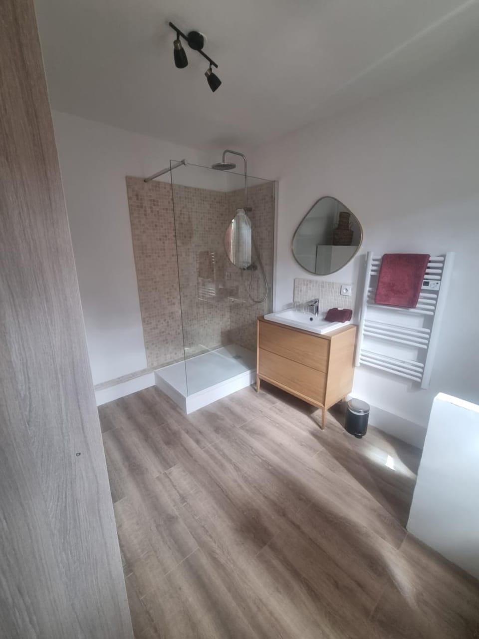 Bathroom, Bedroom, wardrobe