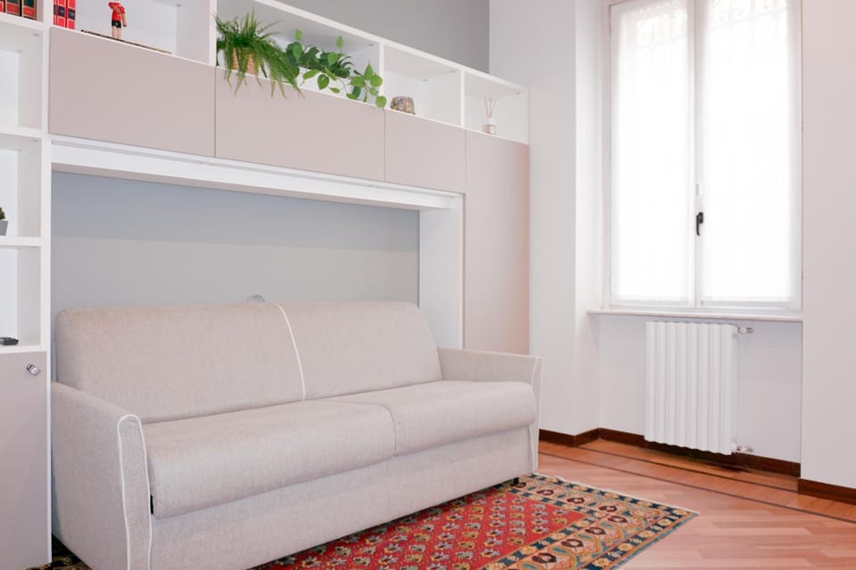 Living room, Seating area, internet