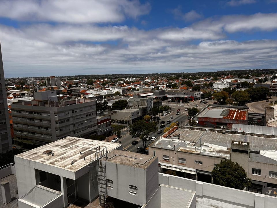 Property building, Neighbourhood, City view, Street view