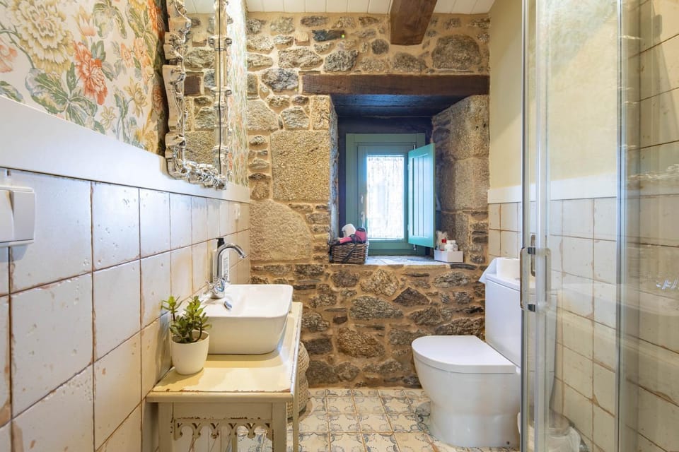 Bathroom, Living room