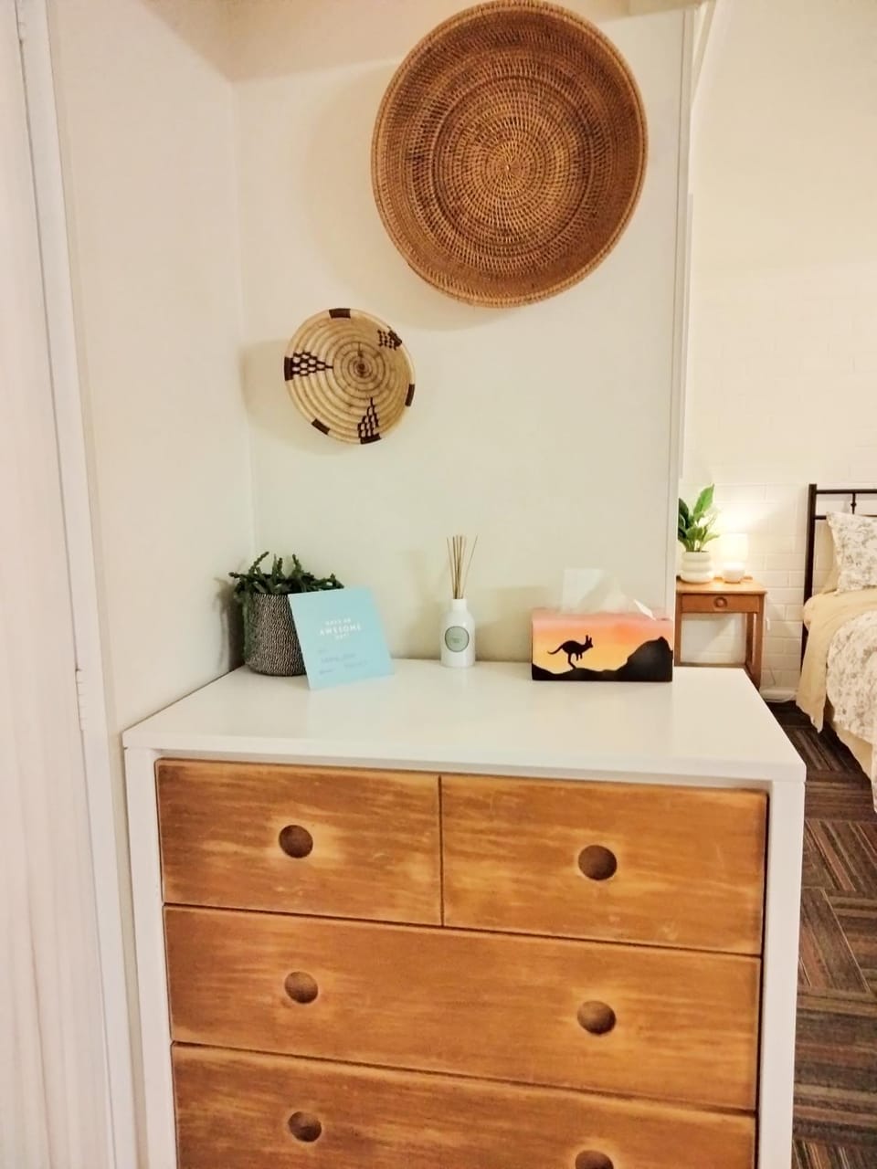 Guest suite-2 beds,private entry, bathroom & laundry Vacation rental in Wollongong