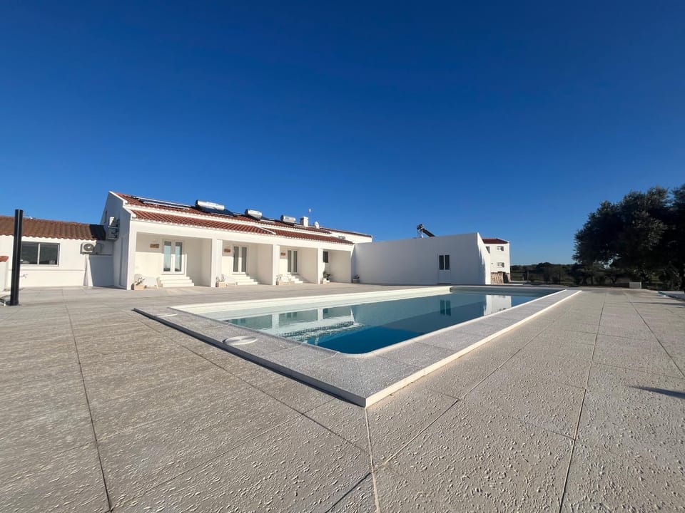 Balcony/Terrace, Pool view, Swimming pool, Swimming pool