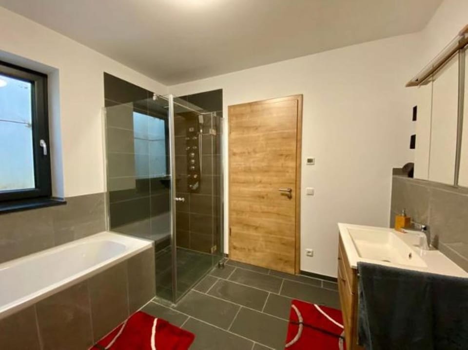 Shower, Bathroom, Bath