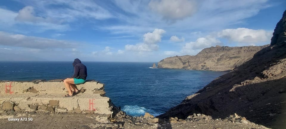 Nearby landmark, Natural landscape, Sea view