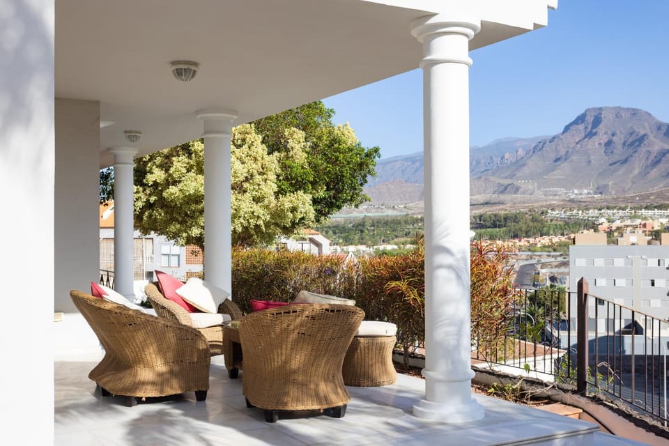 Home2Book Timeless Elegance Villa, Los Cristianos Villa in Los Cristianos