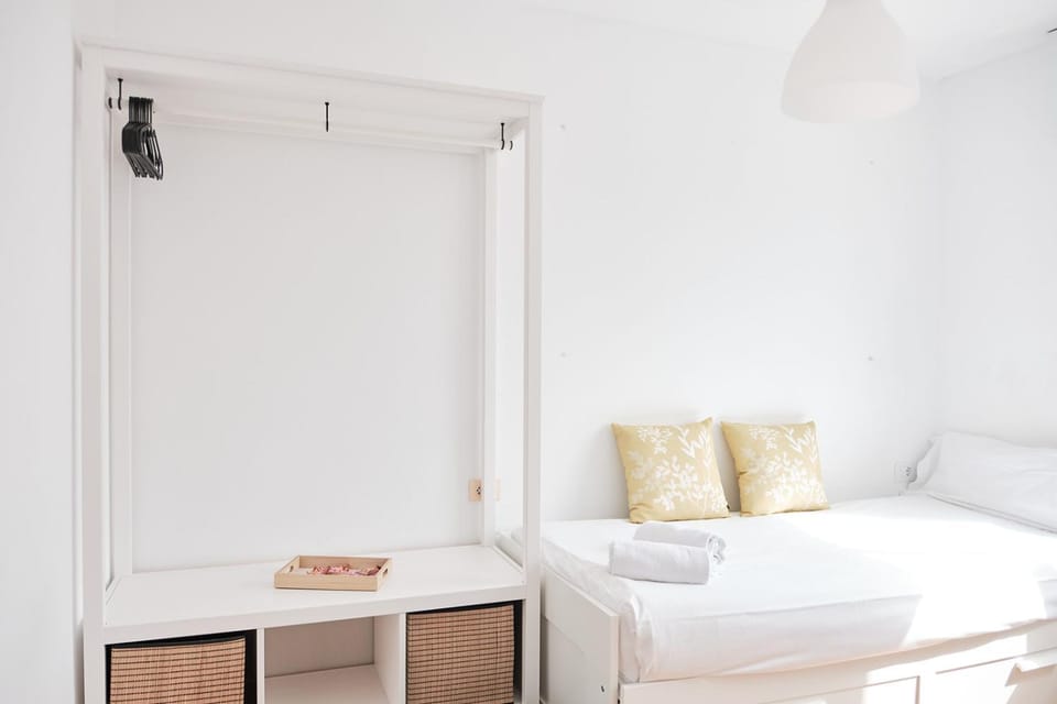 Bed, Photo of the whole room, Bedroom, wardrobe