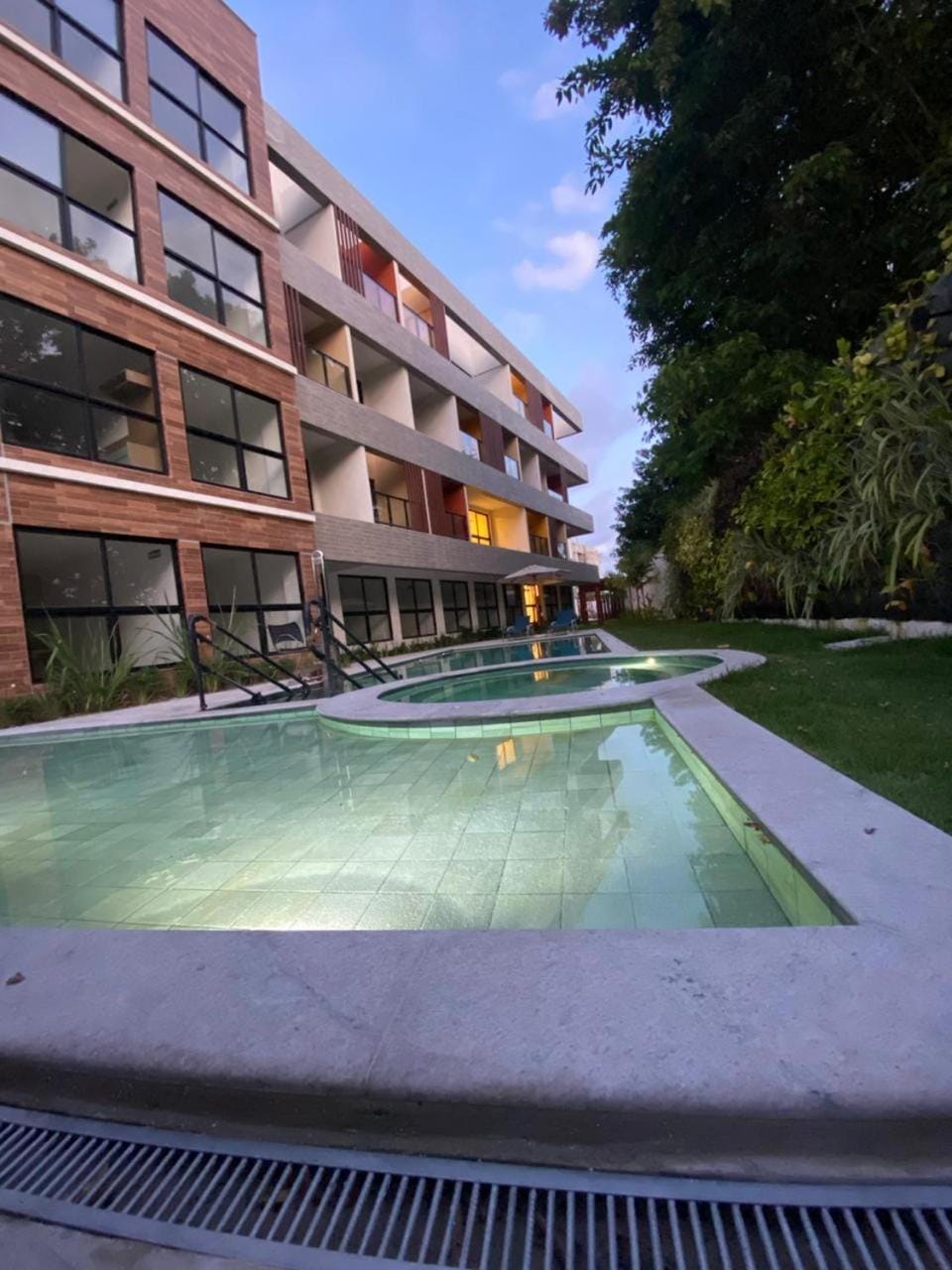 Swimming pool