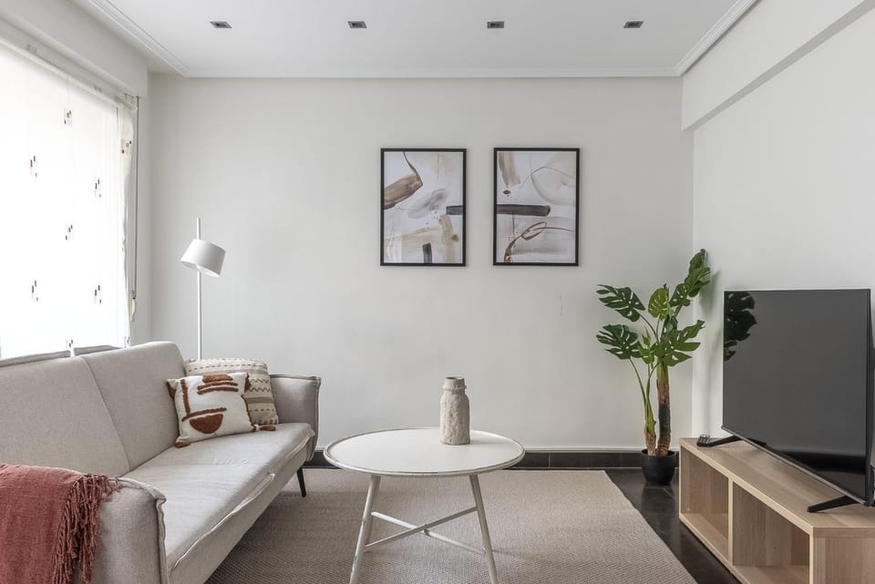 TV and multimedia, Living room, Seating area